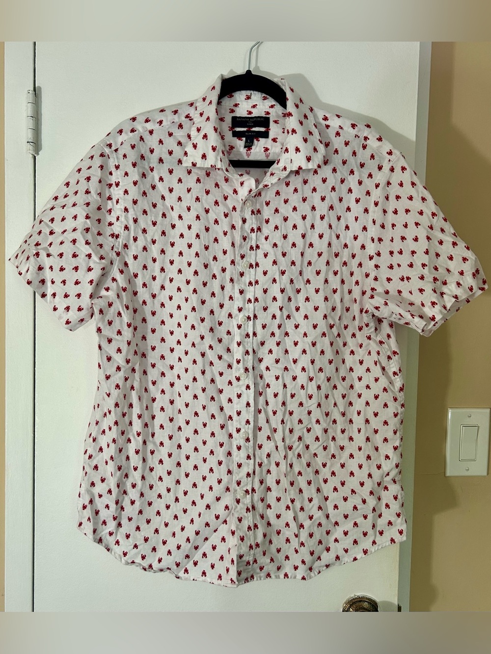 Banana Republic White Short-Sleeve Linen Button-Up Shirt, Red Lobster Print Lg